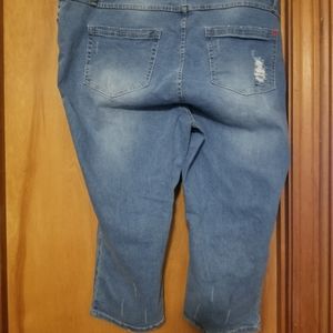 Capri/Cropped jeans